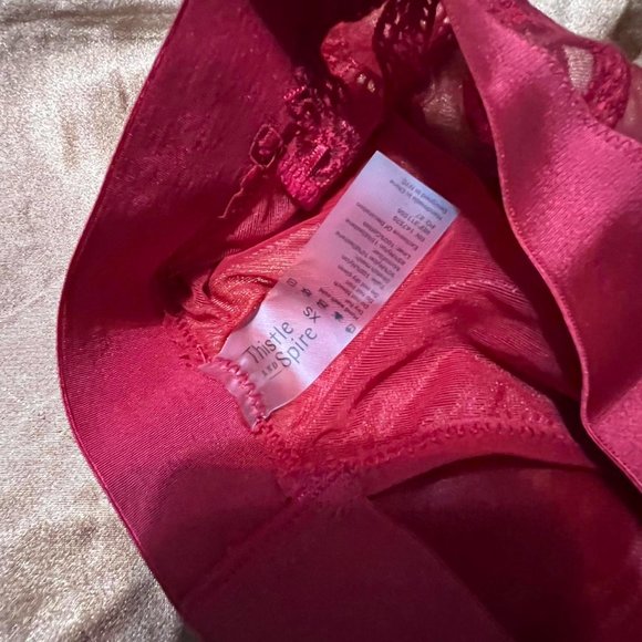 Elegant Lace Burgundy Bra - Picture 6 of 7